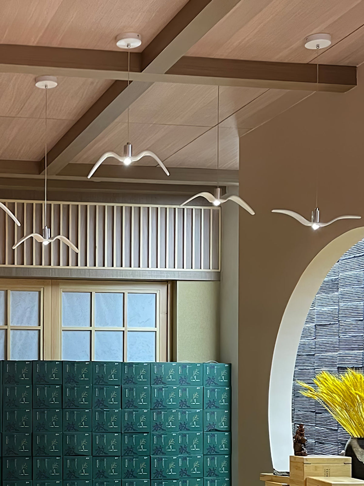 Ivoren Pendelleuchte Vogel Flügel für Wohnraum