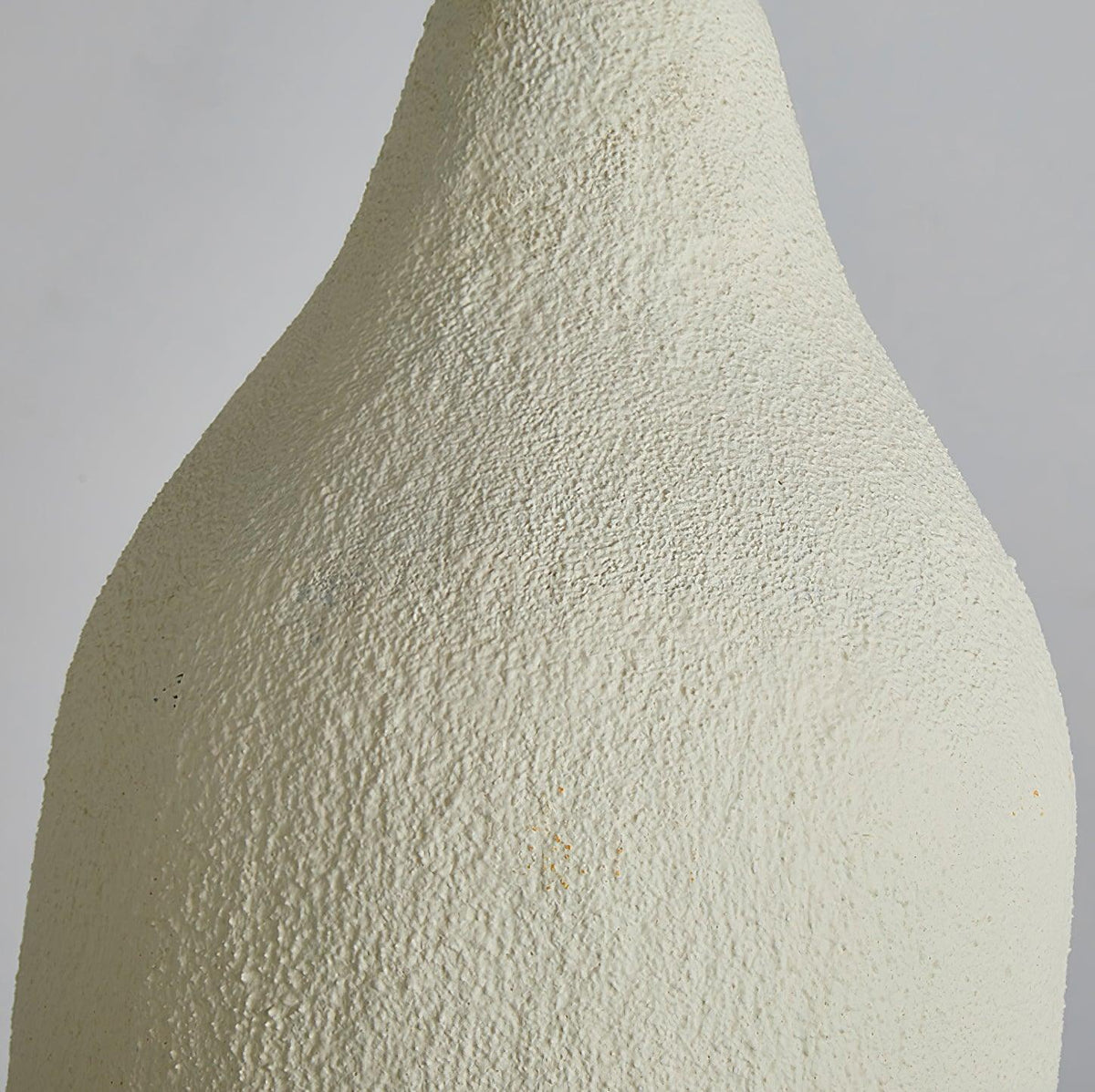 Anorion zeitgenössische minimalistische Pendelleuchte aus Kunststoff im skandinavischen Stil