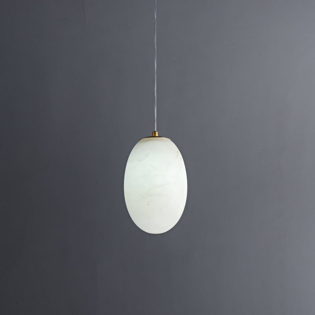 Norik Minimalistische Pendelleuchte aus Alabaster