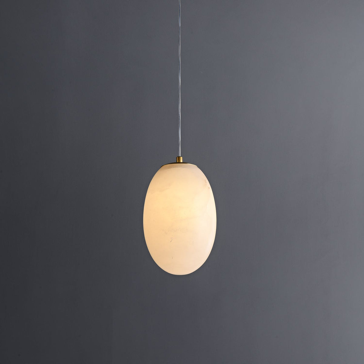 Norik Minimalistische Pendelleuchte aus Alabaster