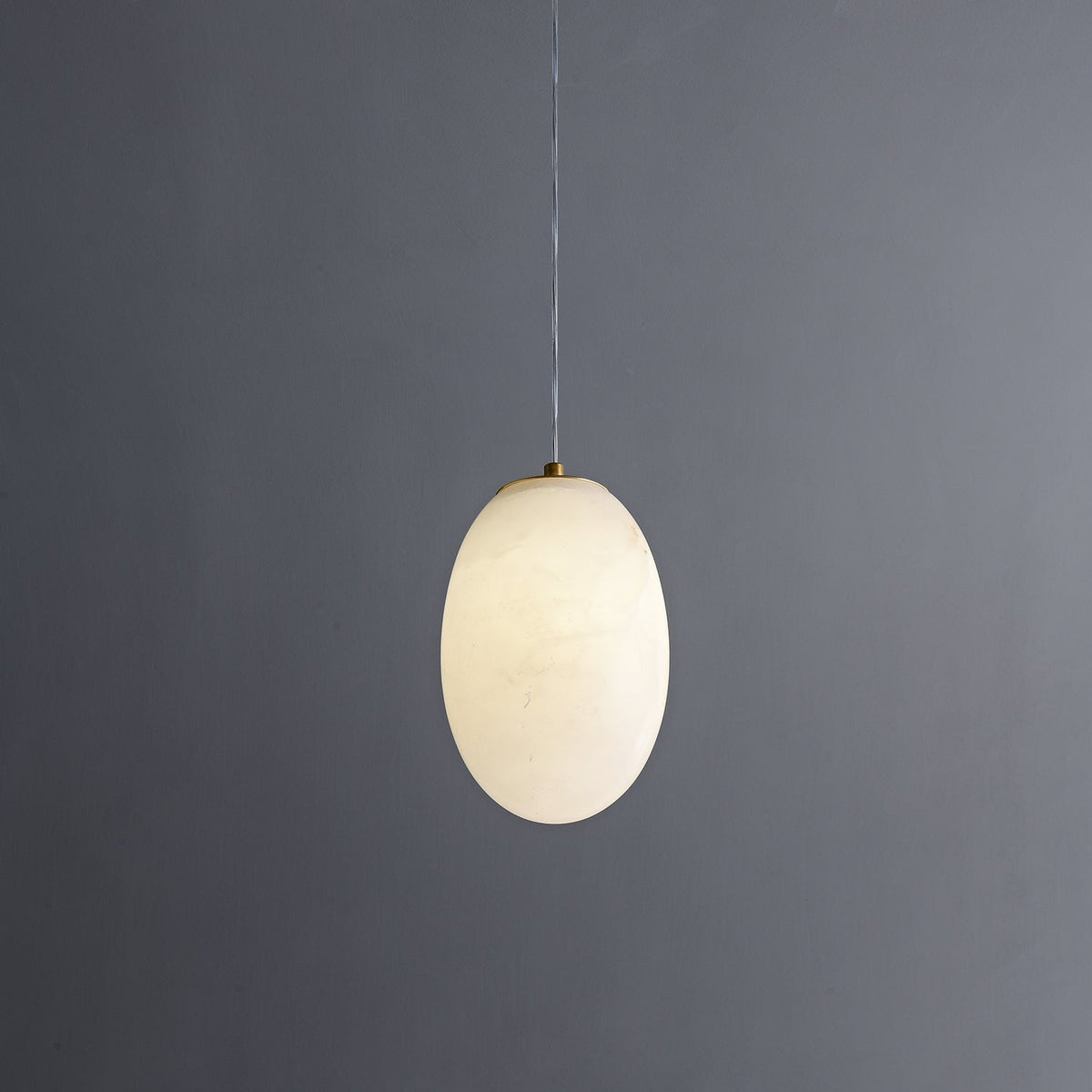 Norik Minimalistische Pendelleuchte aus Alabaster