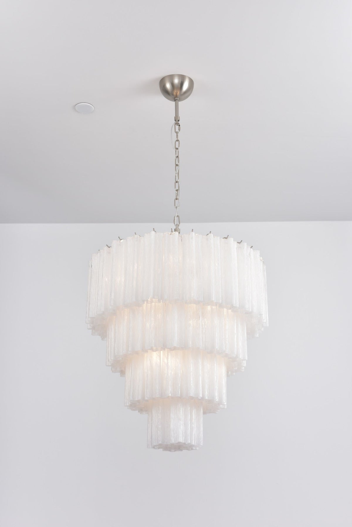 Velanora Kronleuchter Cascade mehrlagiges Glas elegant vintage