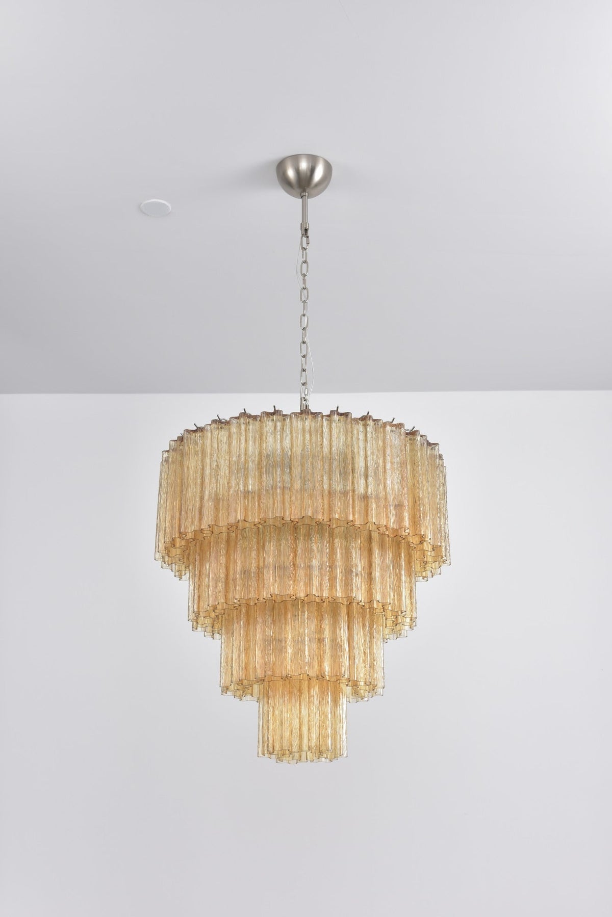 Velanora Kronleuchter Cascade mehrlagiges Glas elegant vintage