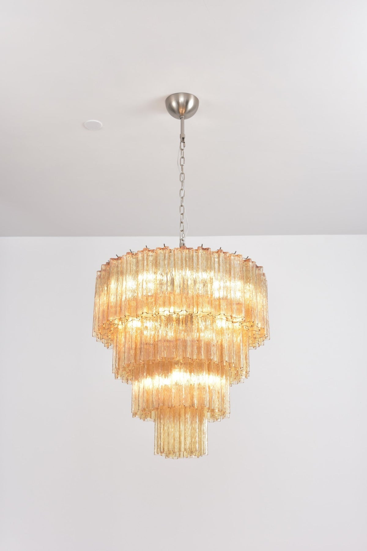 Velanora Kronleuchter Cascade mehrlagiges Glas elegant vintage