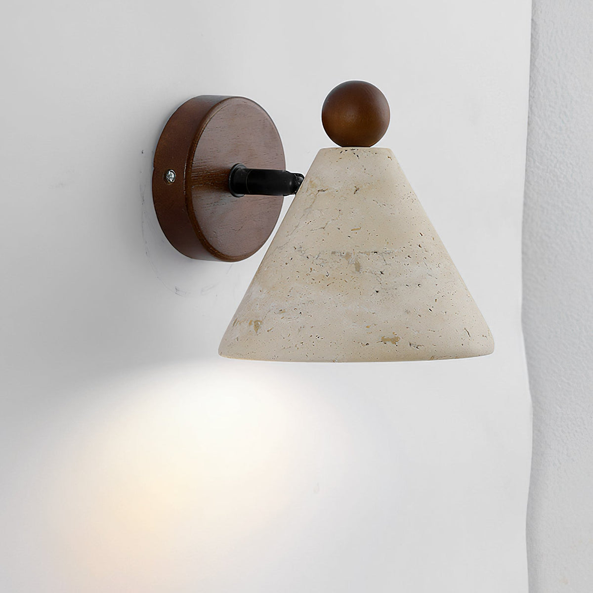 Basil Travertine Wandleuchte