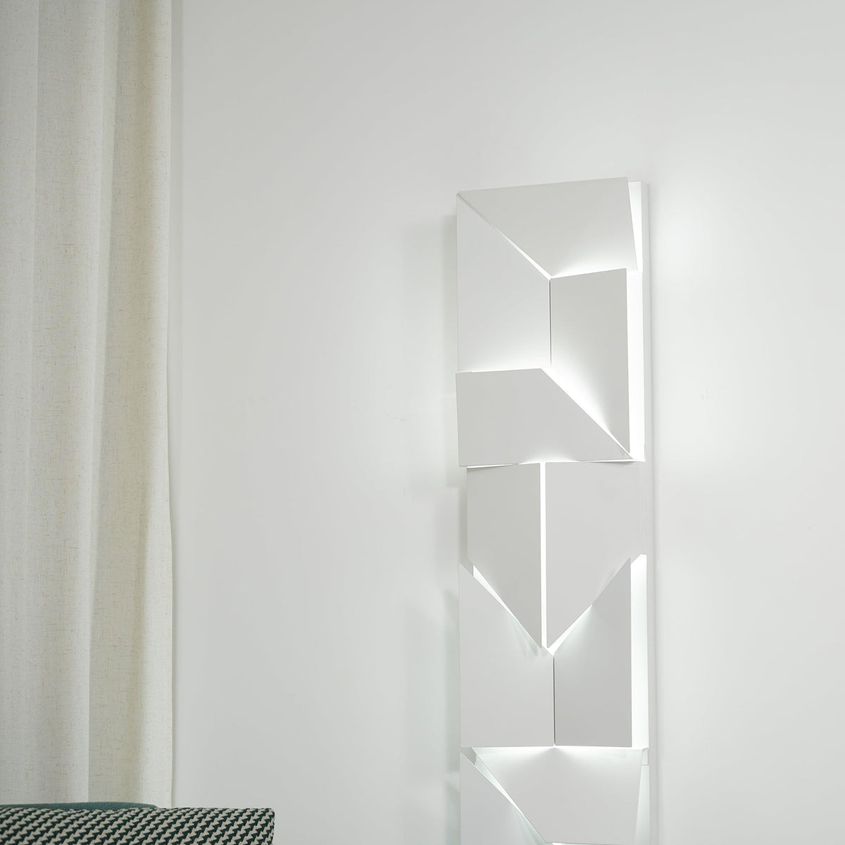 Deloza Wandleuchte Shadows Rechargeable