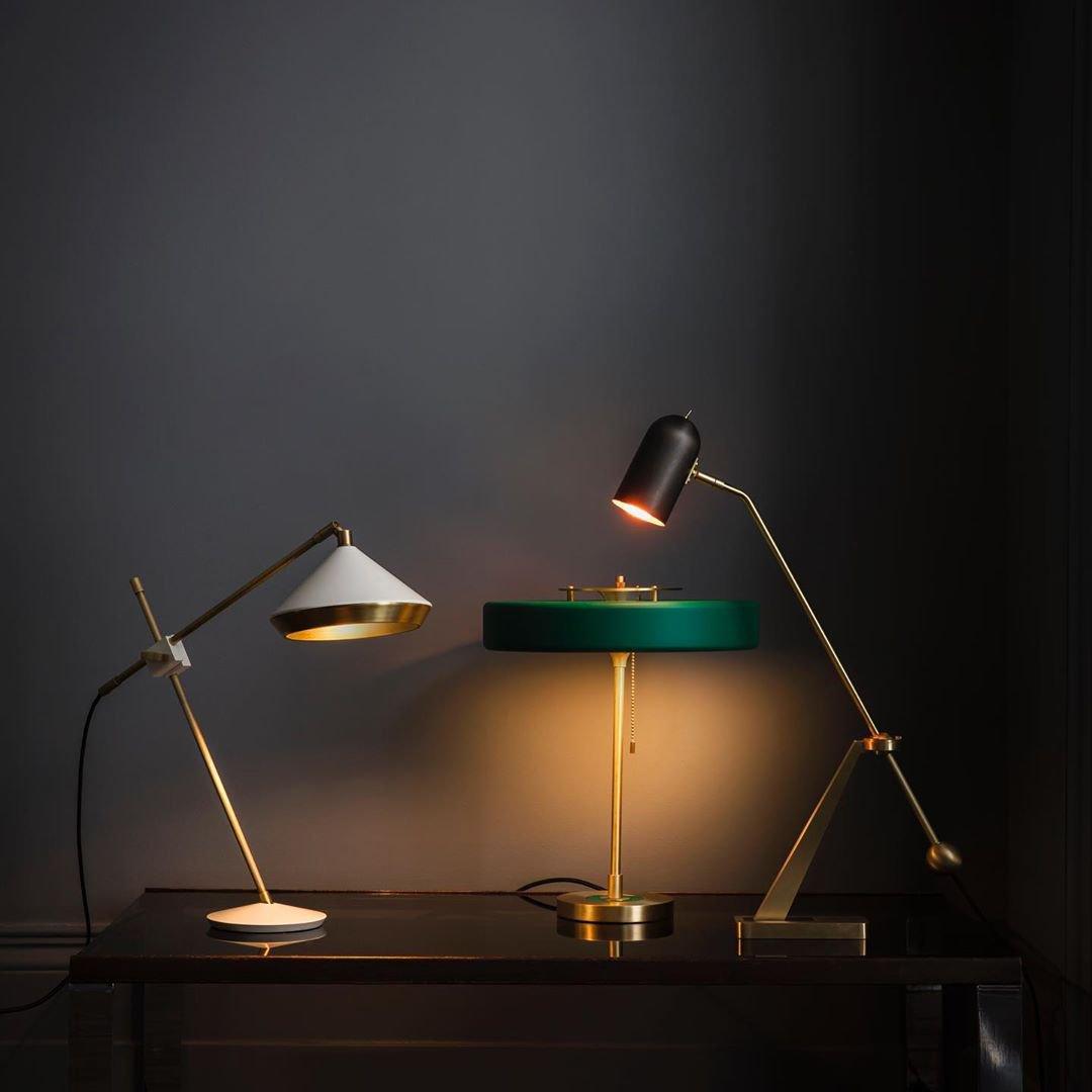 Hazel zeitgenössische Tischlampe