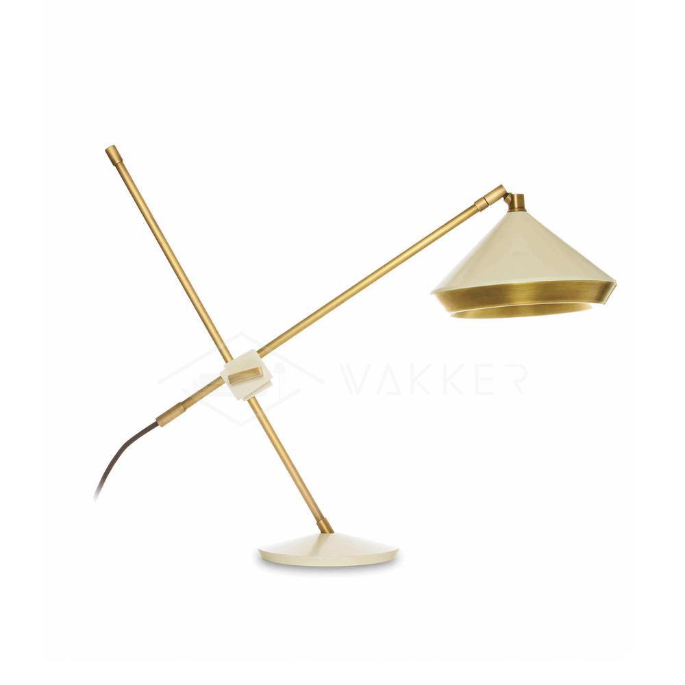 Hazel zeitgenössische Tischlampe