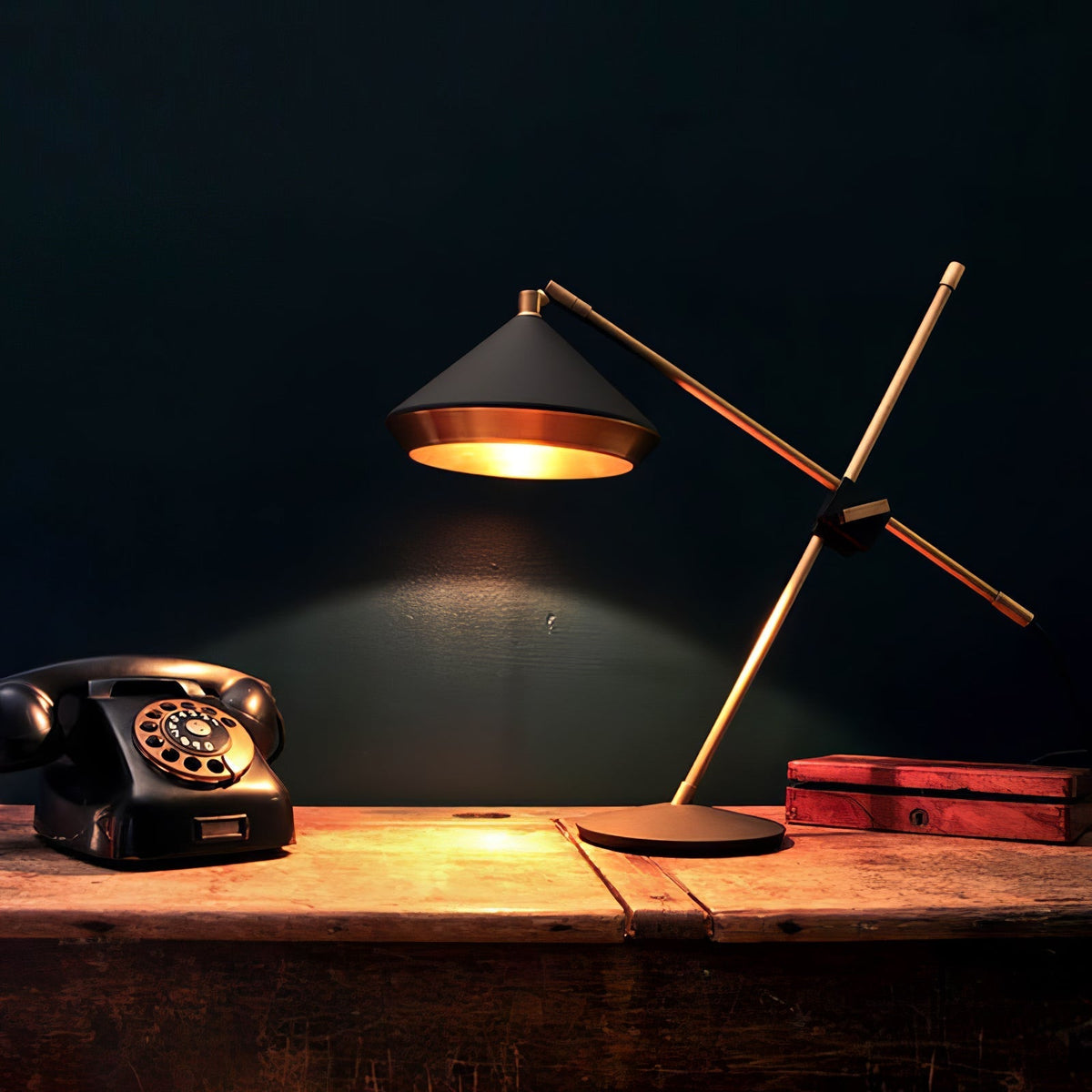Hazel zeitgenössische Tischlampe