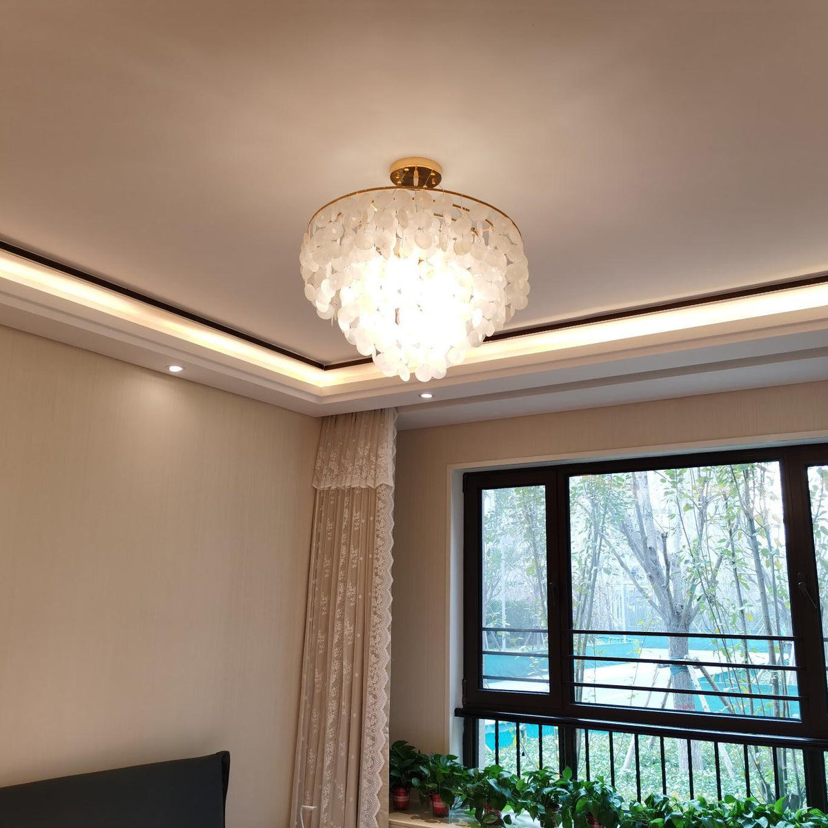 Esileth Kronleuchter im postmodernen Luxus-Stil mit Schalen-Windglocken