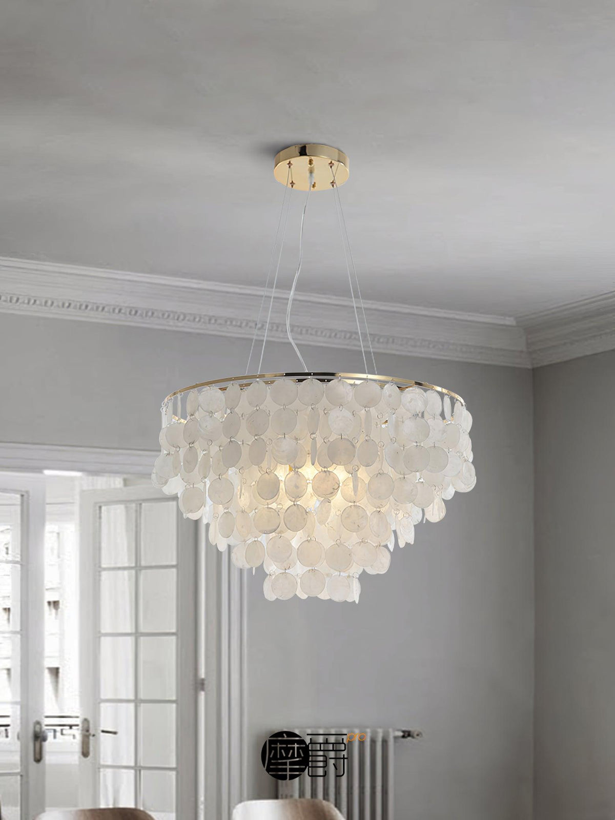 Esileth Kronleuchter im postmodernen Luxus-Stil mit Schalen-Windglocken