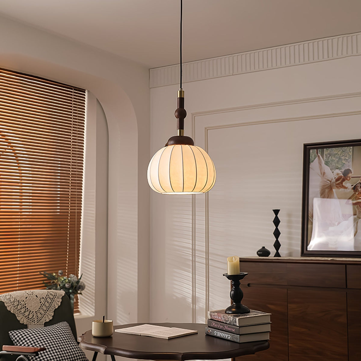 Livenor Pendelleuchte aus Seide und Holz im skandinavischen Stil
