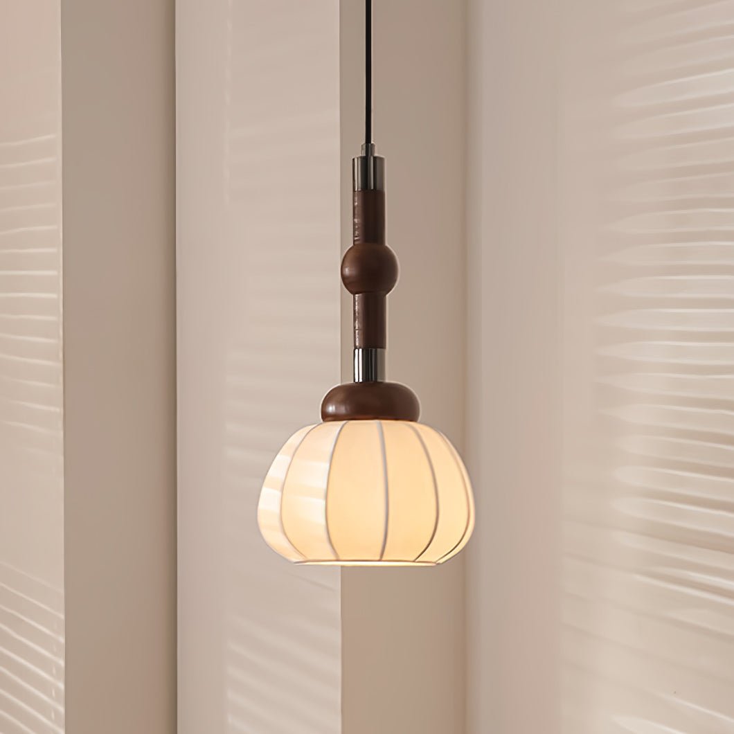 Livenor Pendelleuchte aus Seide und Holz im skandinavischen Stil