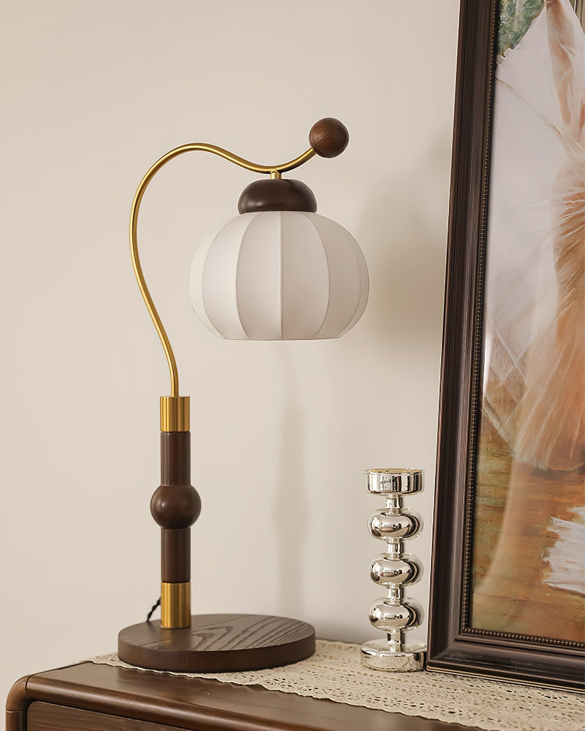 Zyran Tischlampe aus Holz und Seide im Retro-Stil