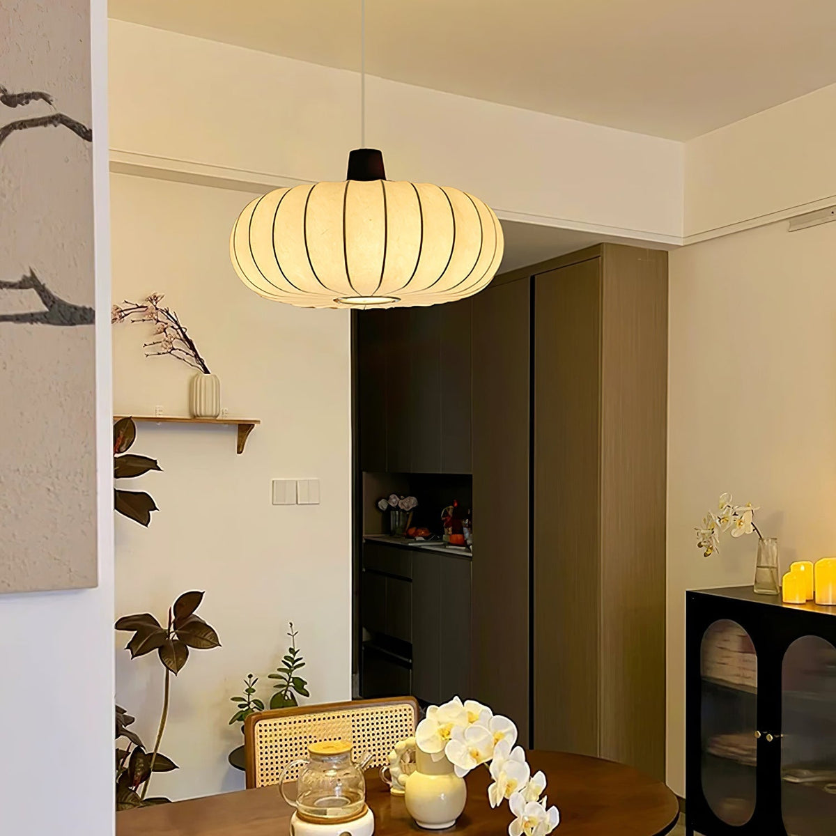 Aldeelia Pendelleuchte aus Seide und Holz im Retro-Stil
