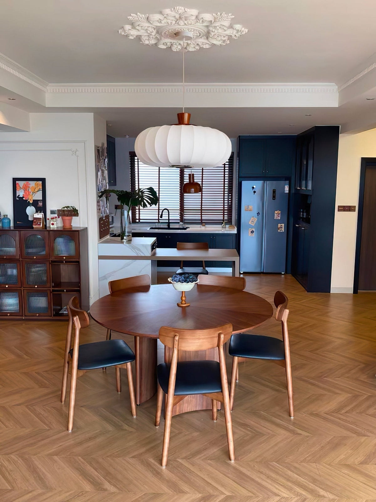Aldeelia Pendelleuchte aus Seide und Holz im Retro-Stil