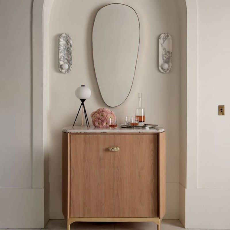Pith elegante Wandleuchte aus Metall
