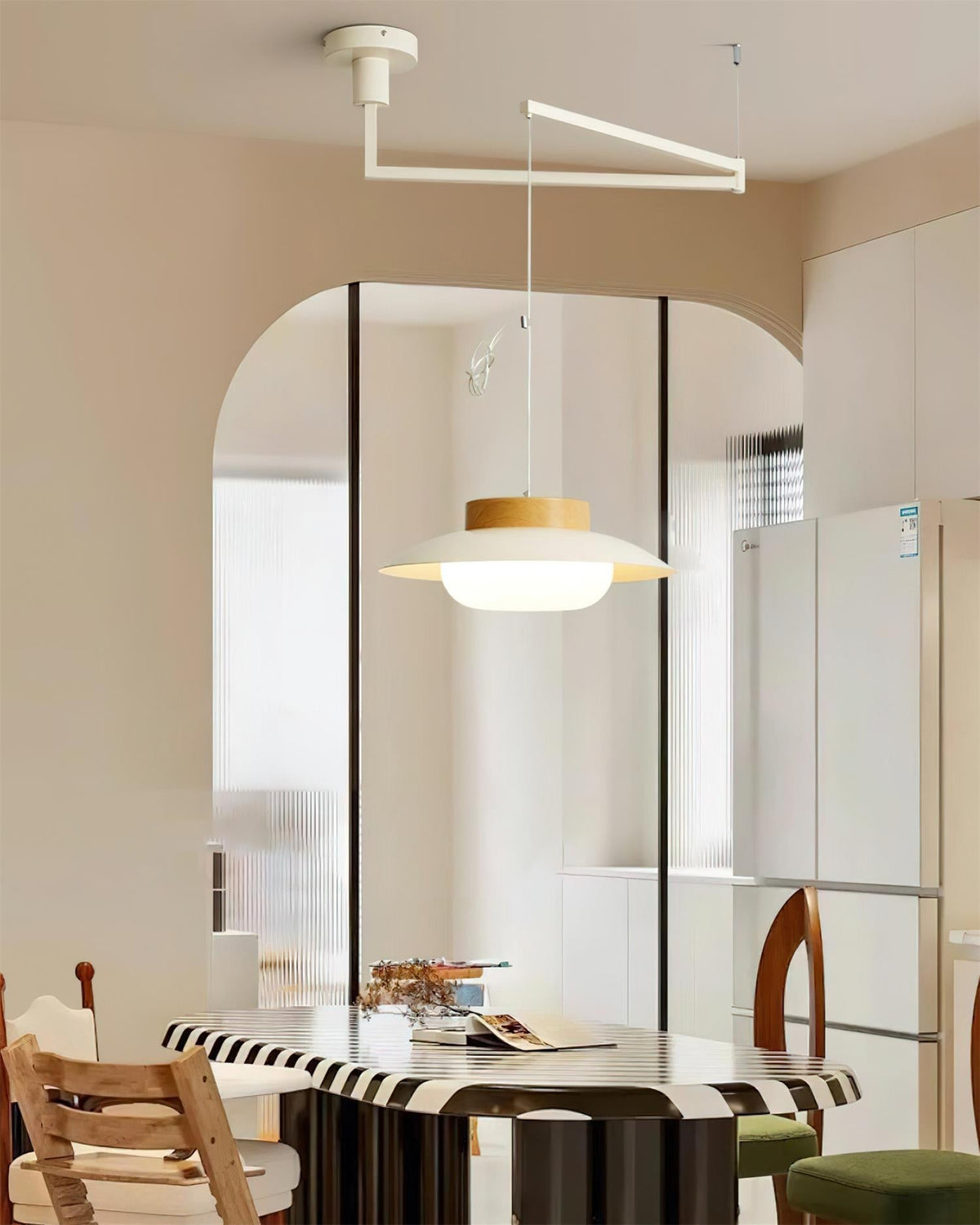 Teriivise Pendelleuchte mit Schwenkarmlampe