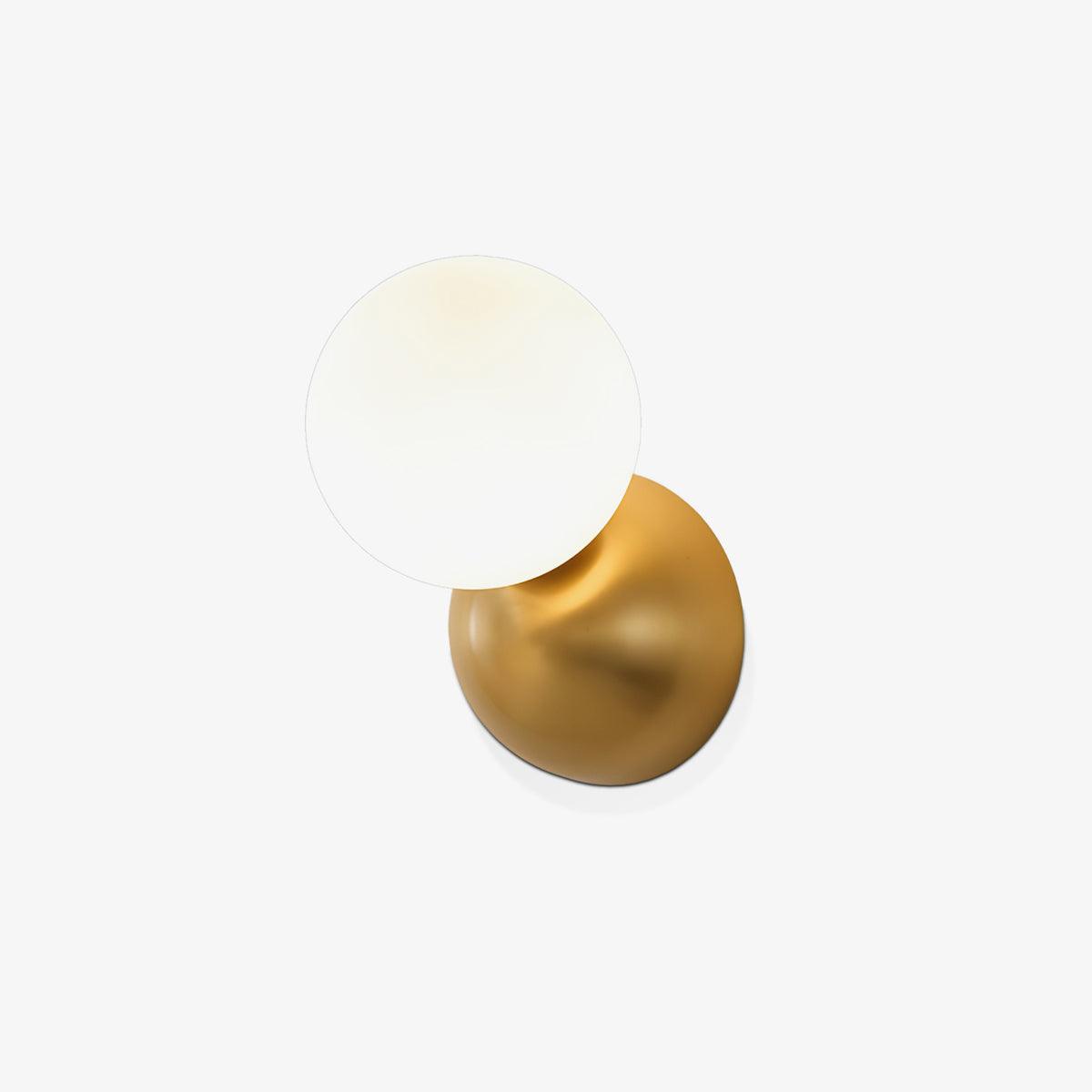 Velirina Kugel aus Glas und Messing Wandleuchte