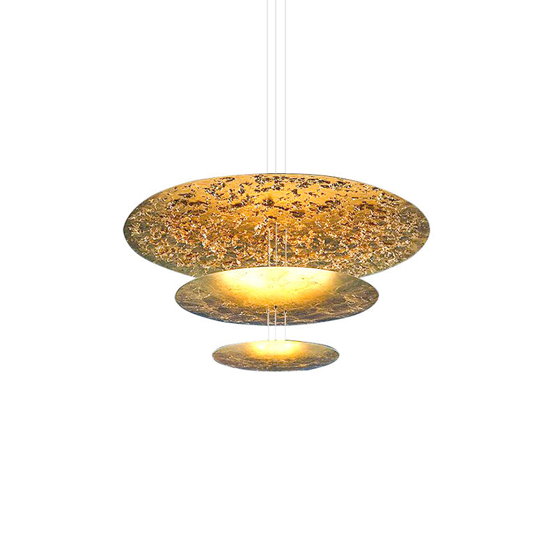 Phelion mehrschichtige Pendelleuchte aus Goldfolie
