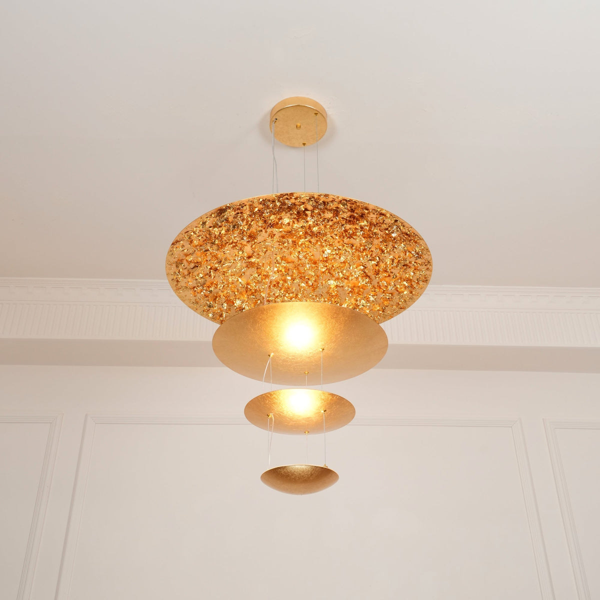 Phelion mehrschichtige Pendelleuchte aus Goldfolie