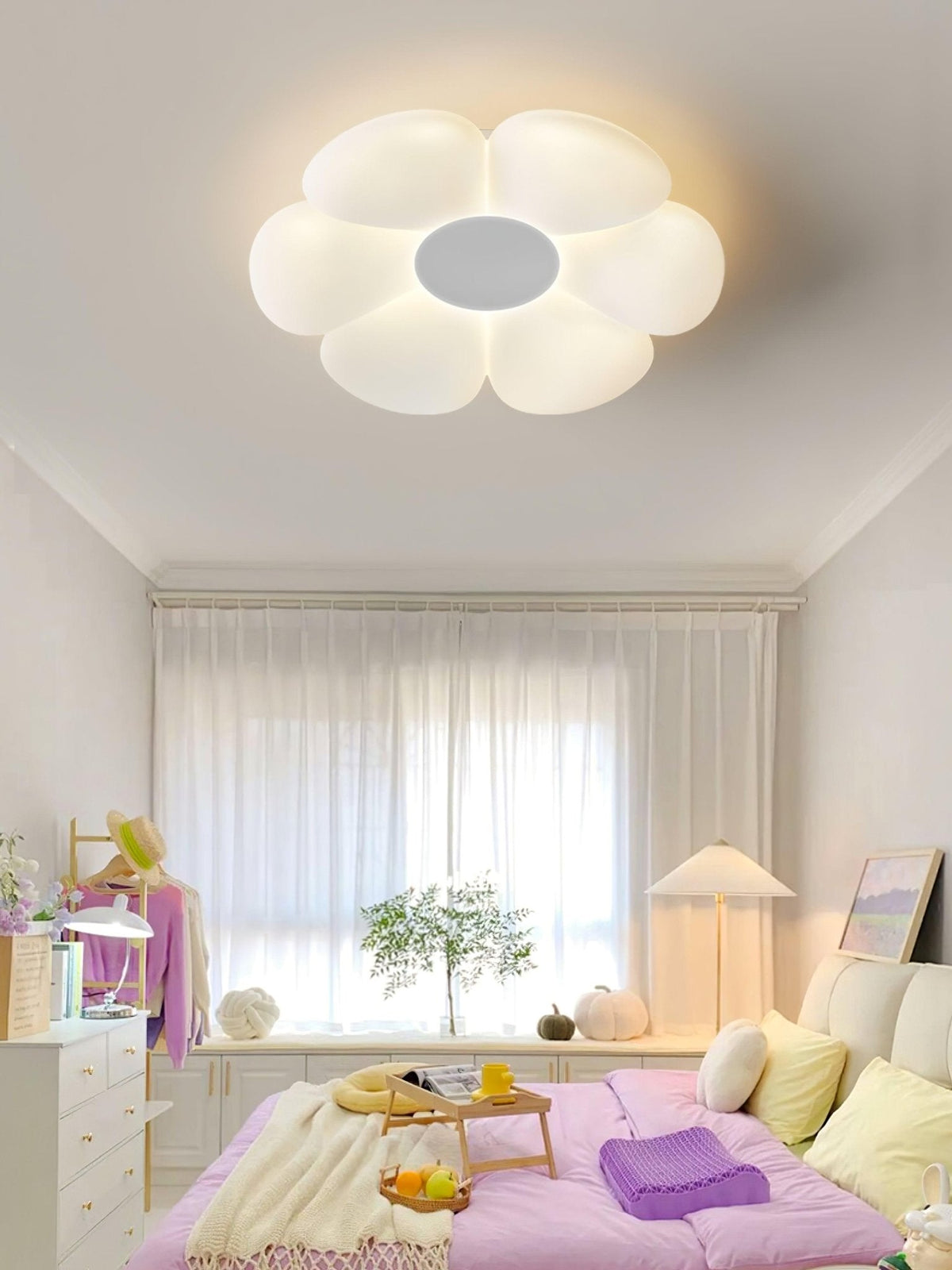 Liorinella Deckenleuchte Sechsstreifen-Blumenform Eleganter Charme für Kinderzimmer