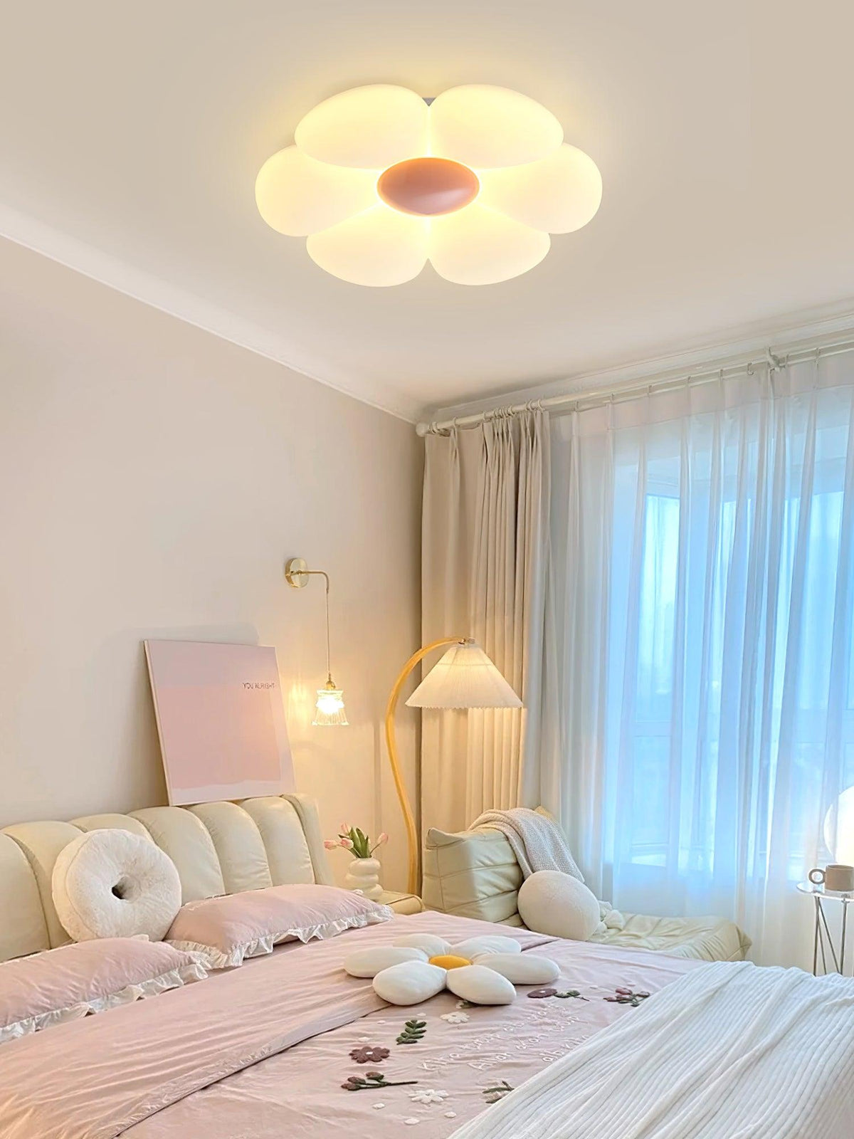 Liorinella Deckenleuchte Sechsstreifen-Blumenform Eleganter Charme für Kinderzimmer