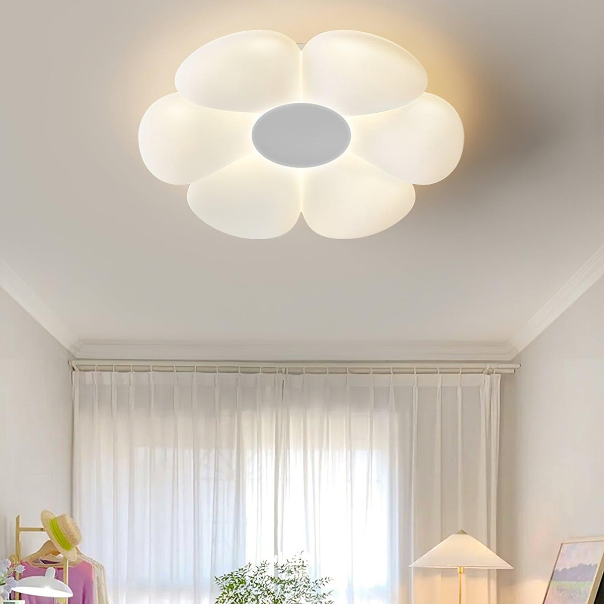 Liorinella Deckenleuchte Sechsstreifen-Blumenform Eleganter Charme für Kinderzimmer