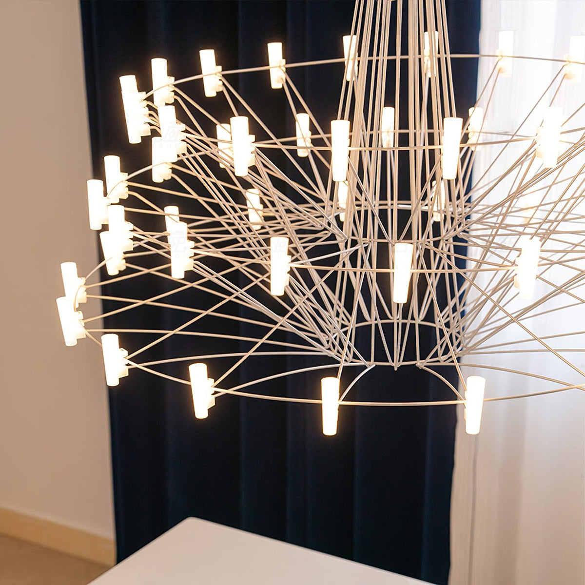 Orinenine Kronleuchter Sky Ballet aus Edelstahl und Acryl im modernen Stil
