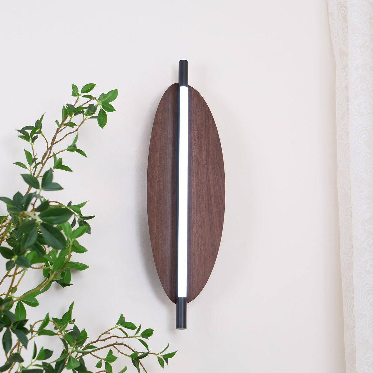 Orsoriel zeitgenössische minimalistische schlanke Platte-Wandleuchte