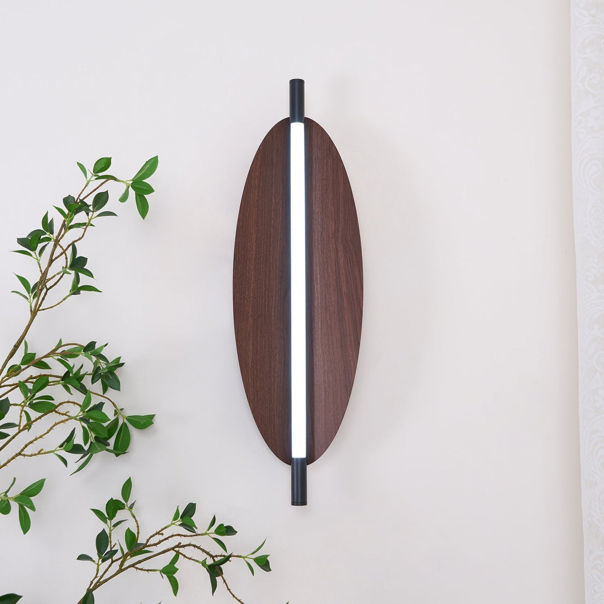 Orsoriel zeitgenössische minimalistische schlanke Platte-Wandleuchte