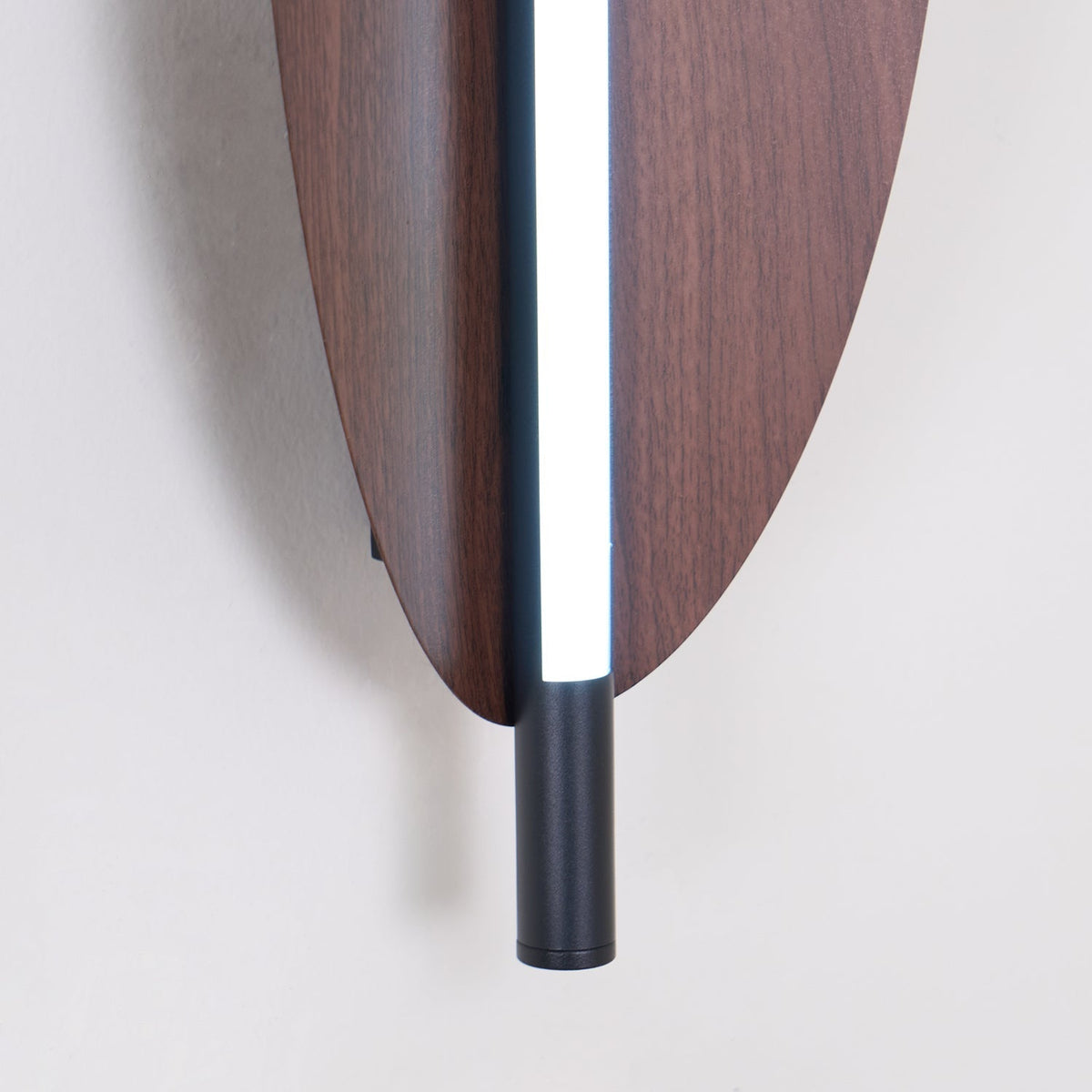 Orsoriel zeitgenössische minimalistische schlanke Platte-Wandleuchte