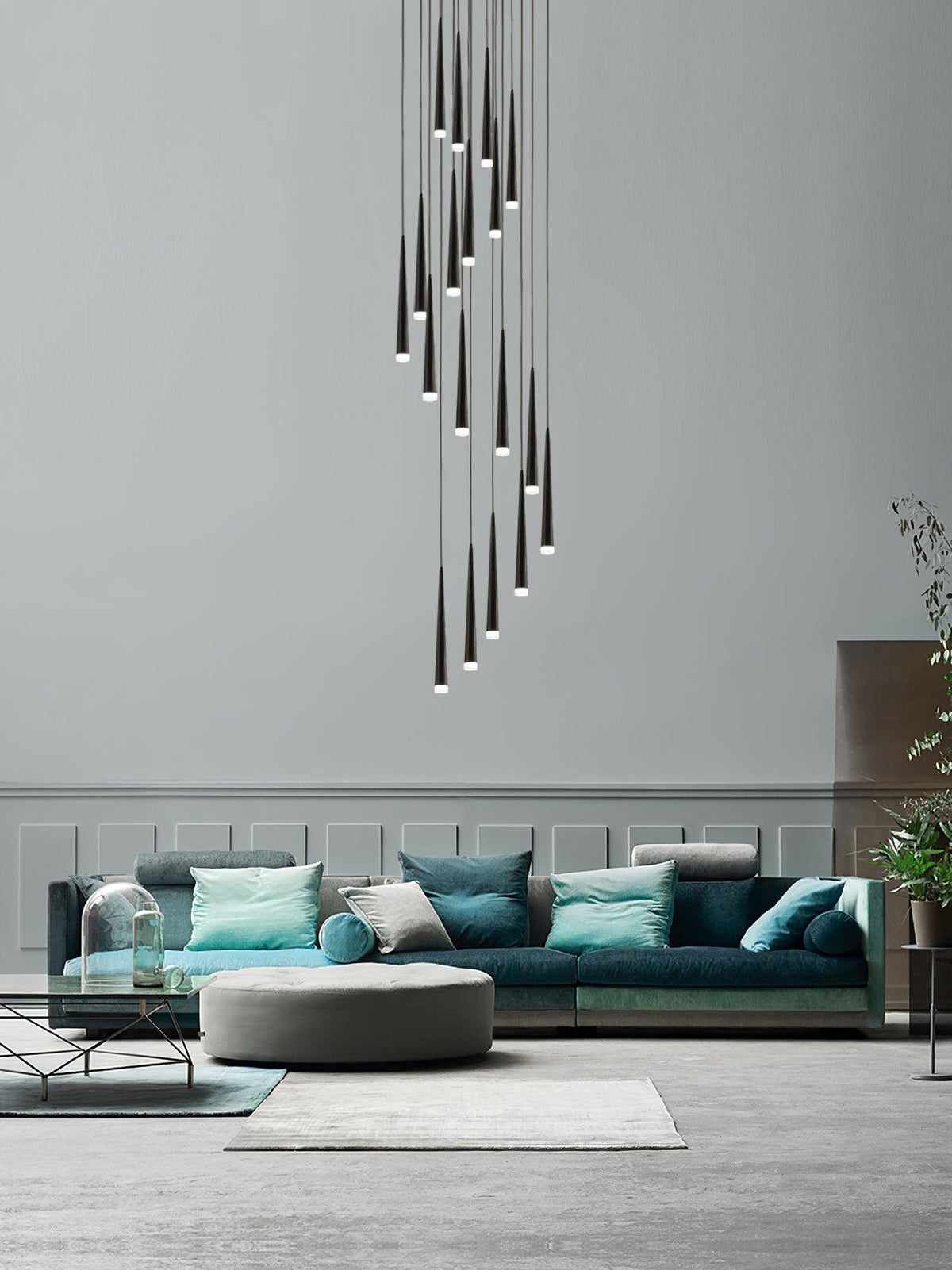 Reveno Kronleuchter Slender Cone Linear Schwarz Minimalistisch