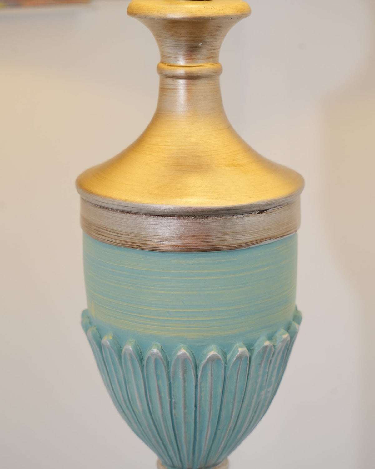Niraaya Vintage Kunstharz Stehleuchte
