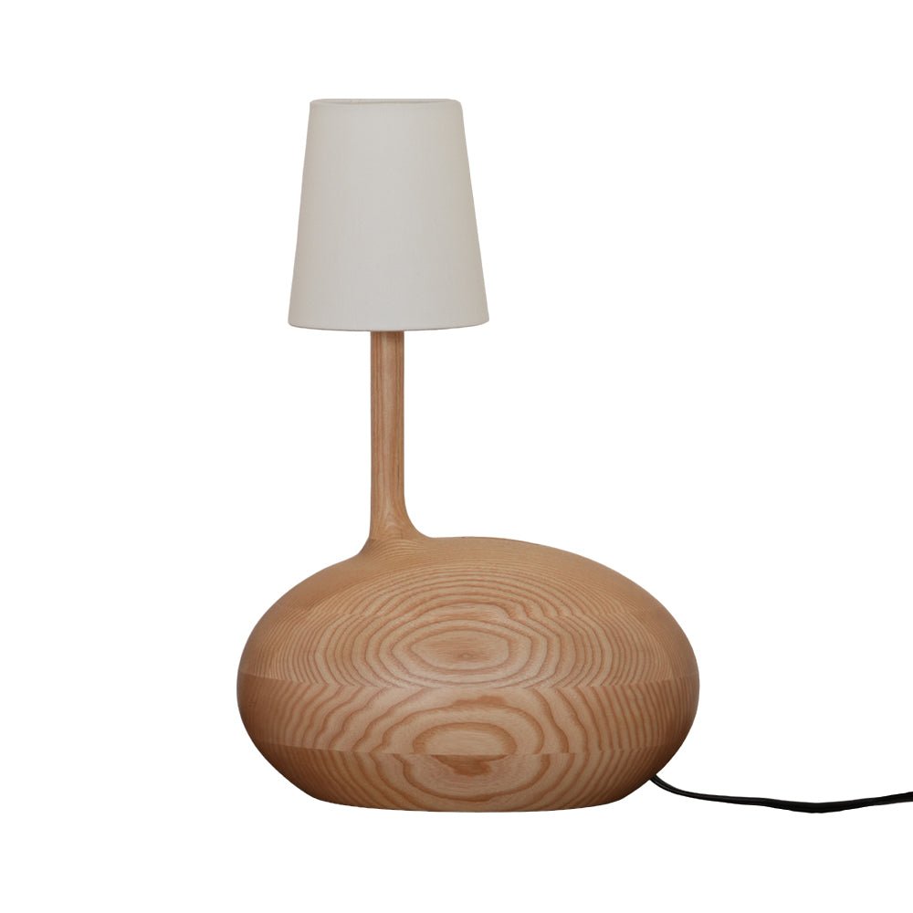 Brixten Tischleuchte aus Holz und Stoff