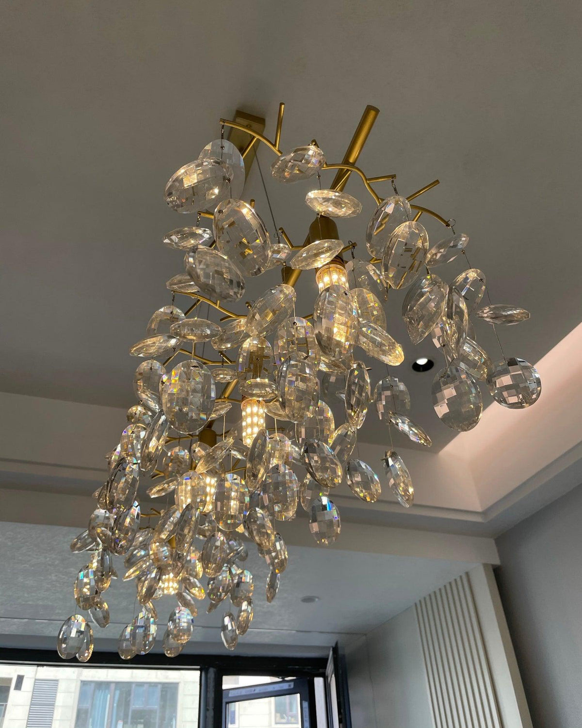 Luxirian Kronleuchter Kristallzweig Gold LED