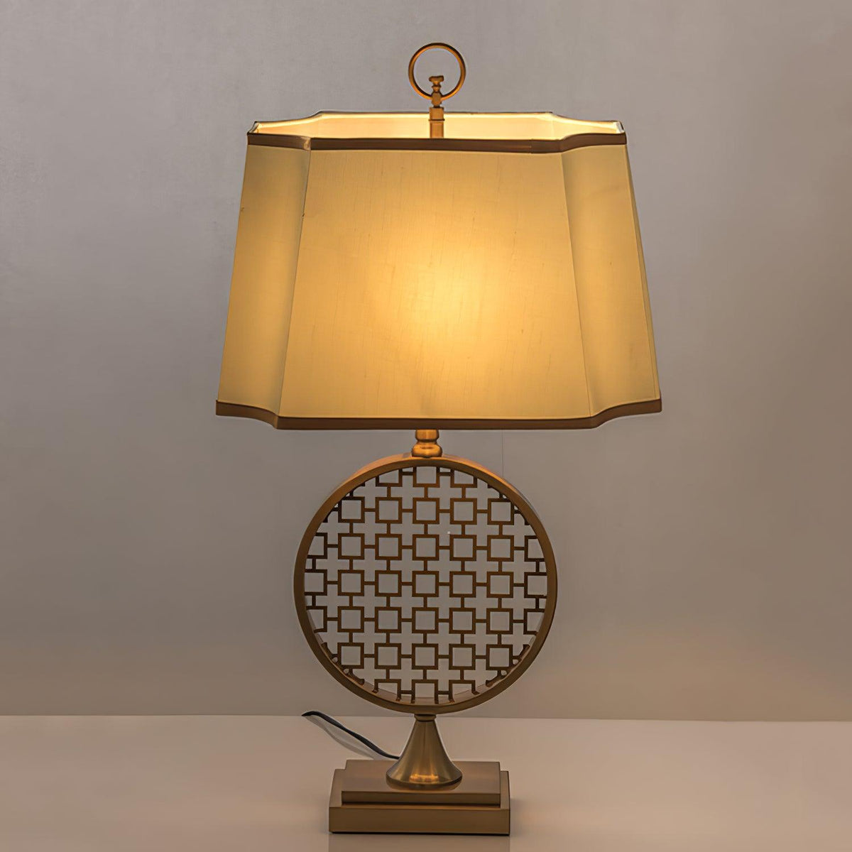 Lineine Stoff Glam Tischleuchte