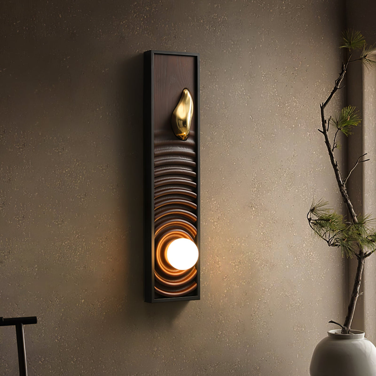 Caleb Vintage Holz-Wandleuchte