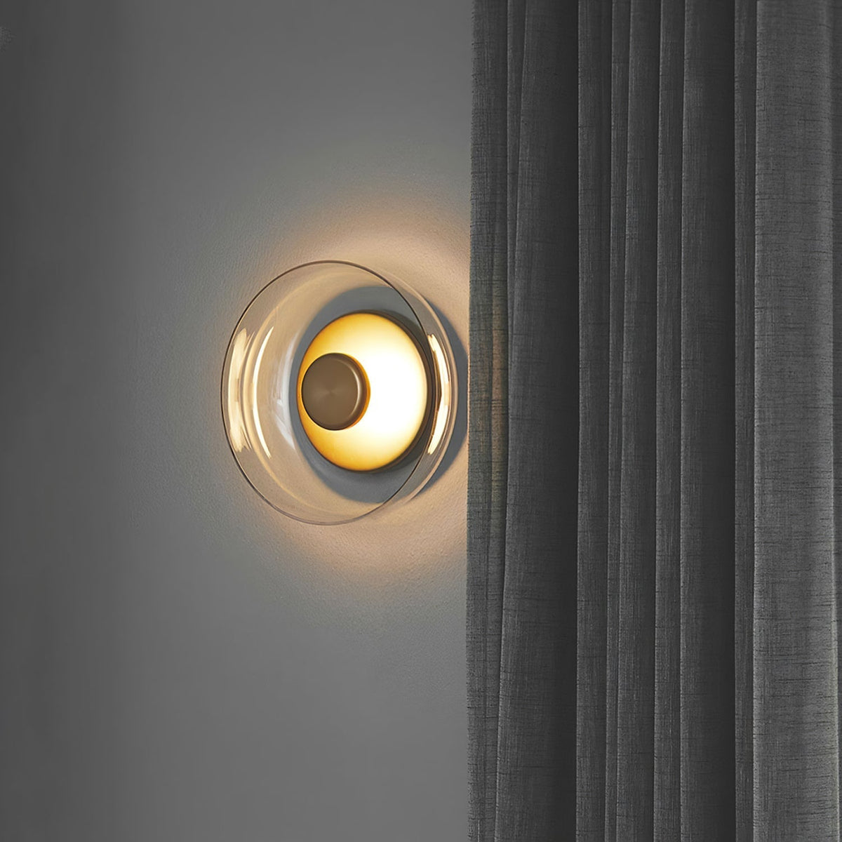 Aether Messing-Glas-Wandleuchte