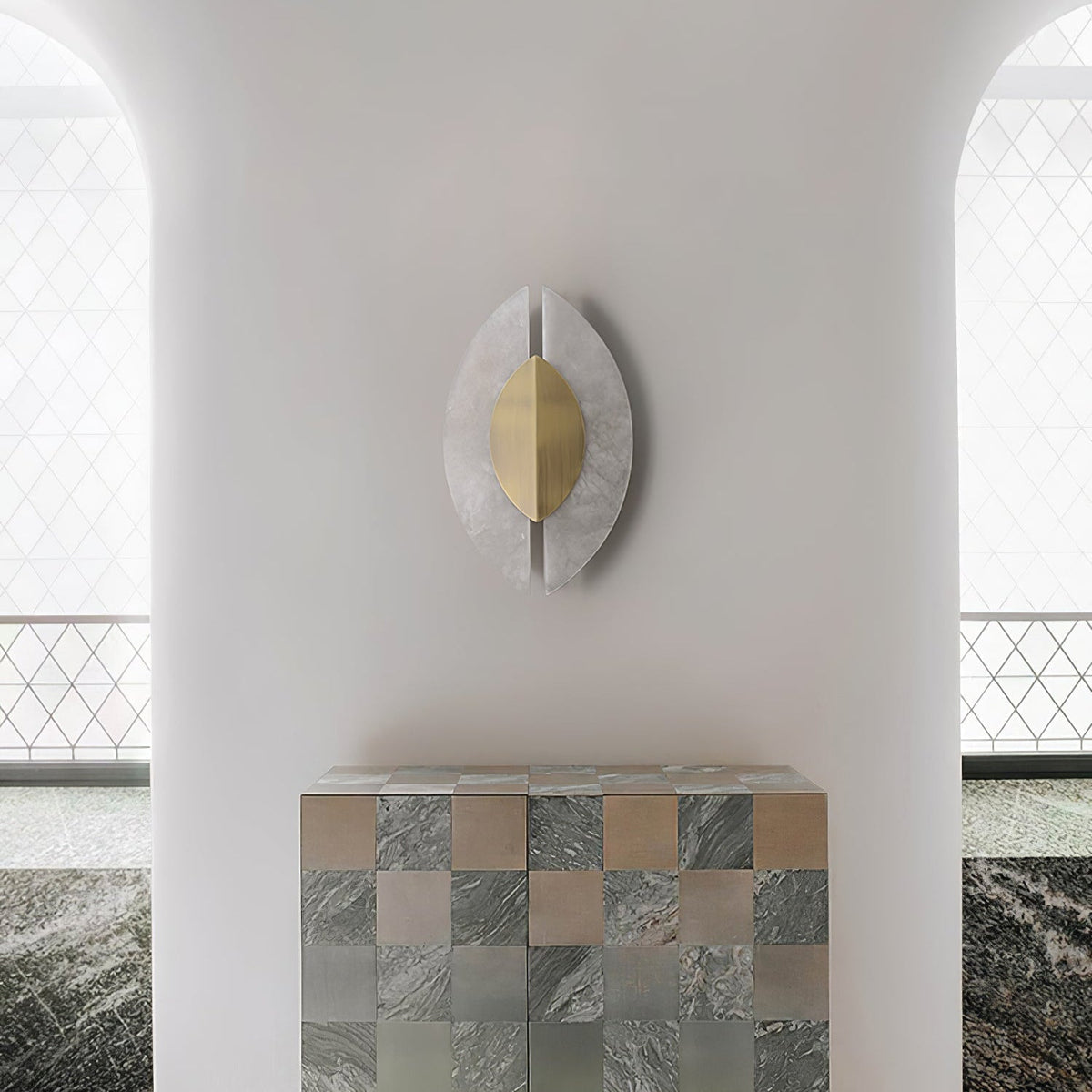 Avenanise Alabaster-Wandleuchte