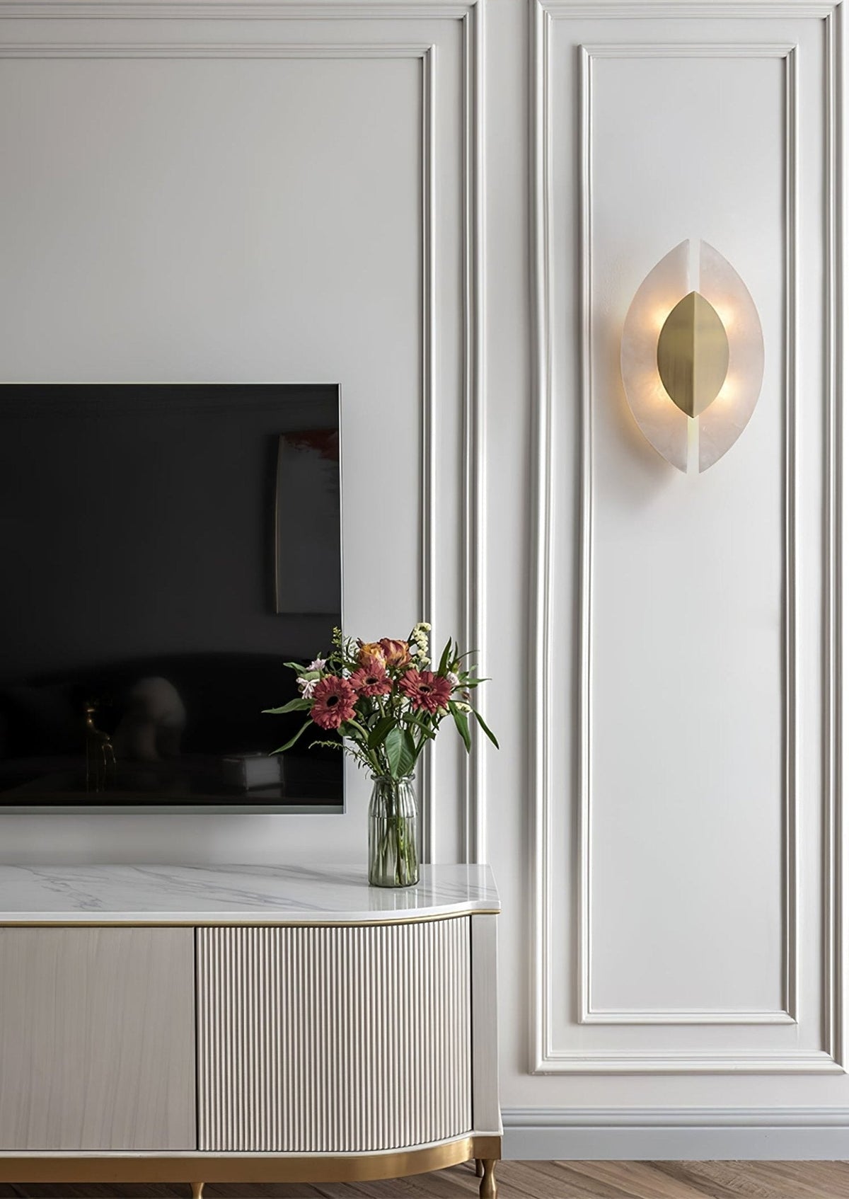 Avenanise Alabaster-Wandleuchte