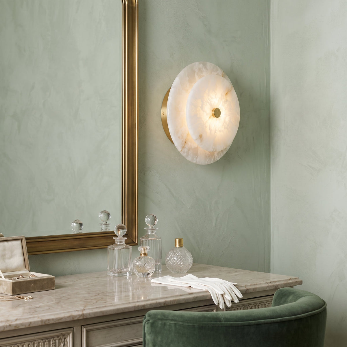 Ravelford Wandleuchte aus Alabaster in Scheibenform