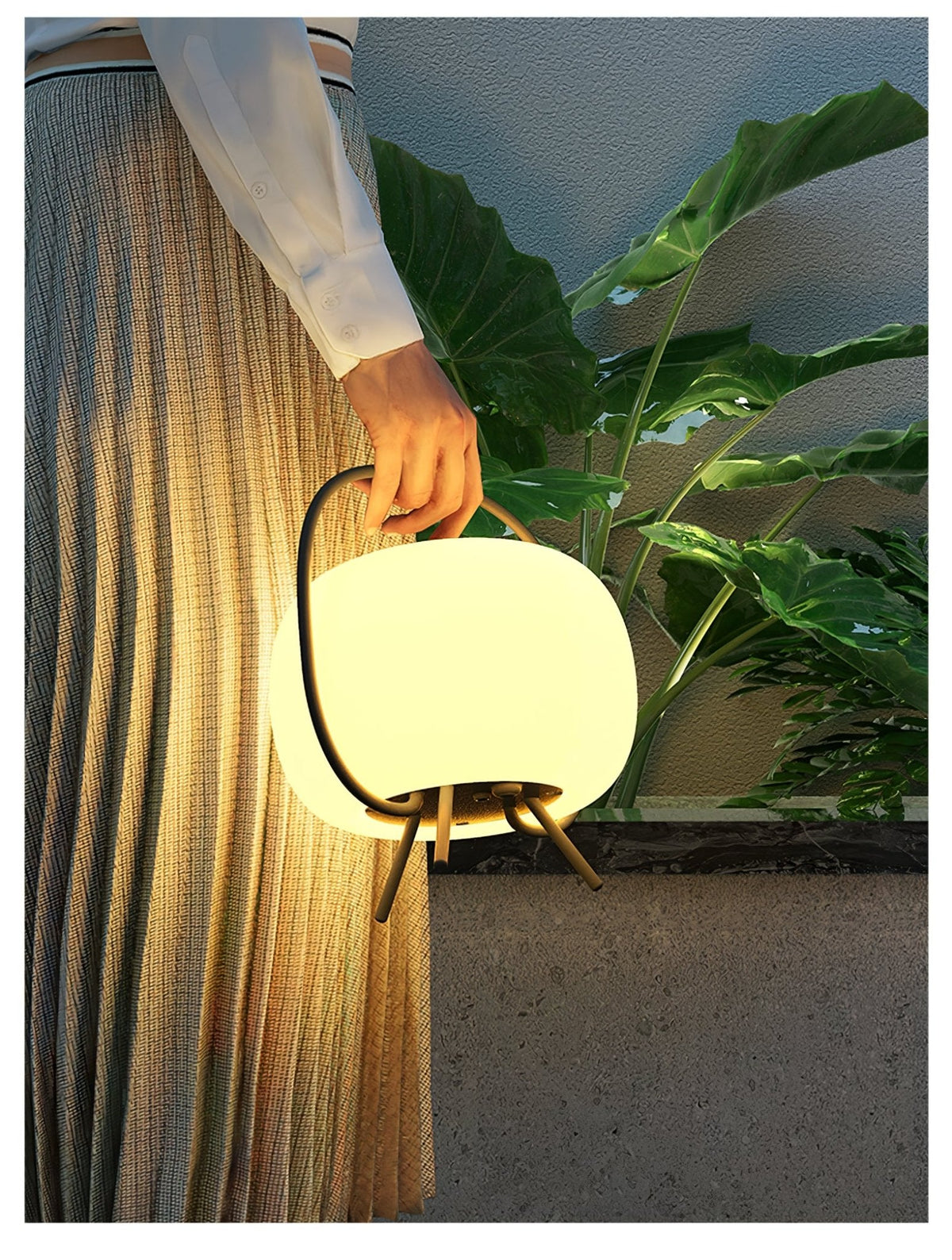 Prytk Außenlampe Solar-Pod Laterne mit Dreibeinen