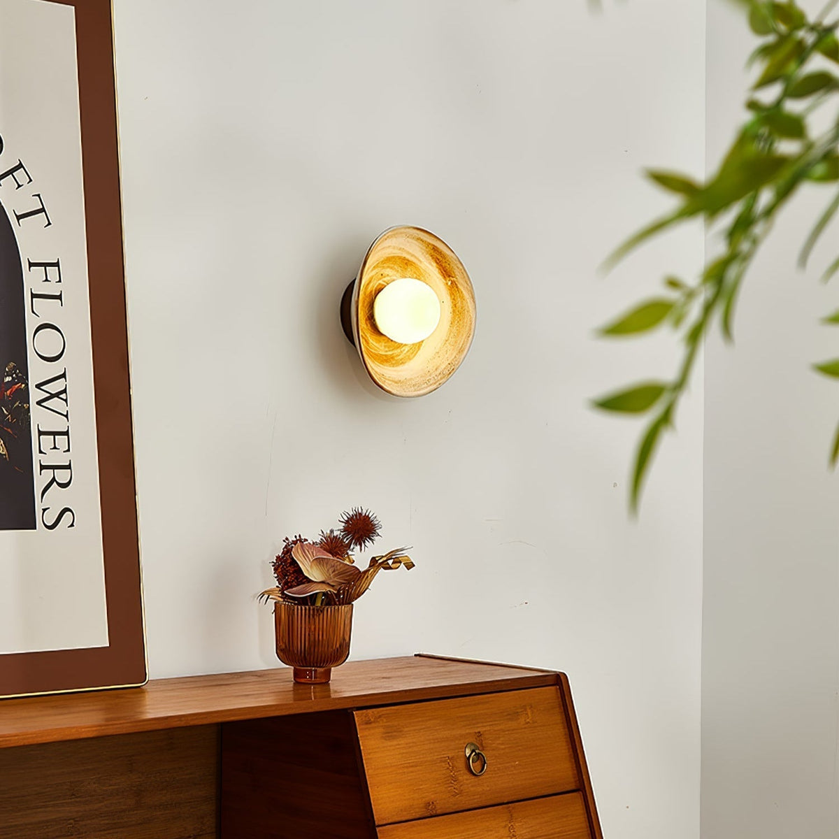 Solune zeitgenössische minimalistische Wandleuchte aus Glas und Holz