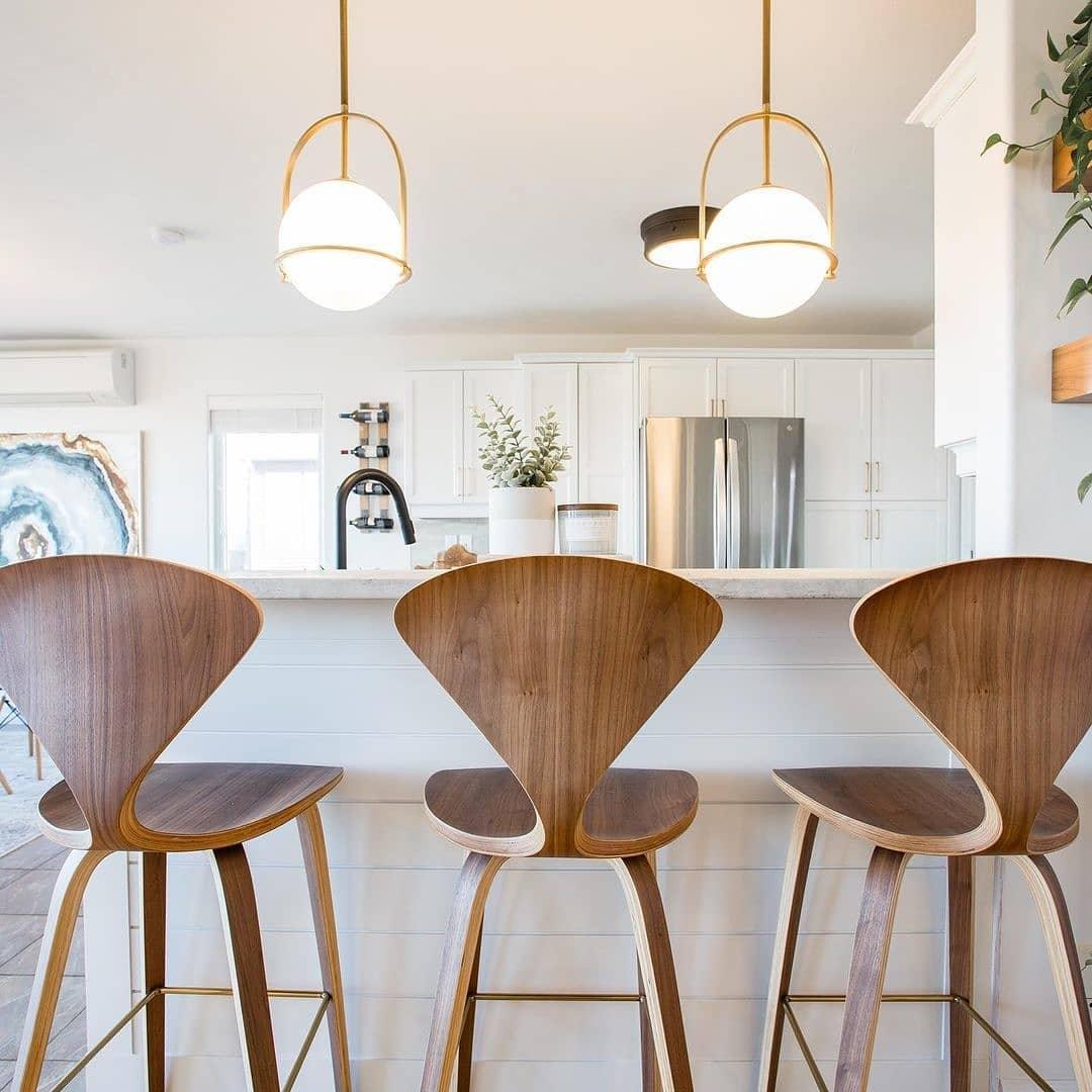 Brandonis moderne Pendelleuchte aus Glas