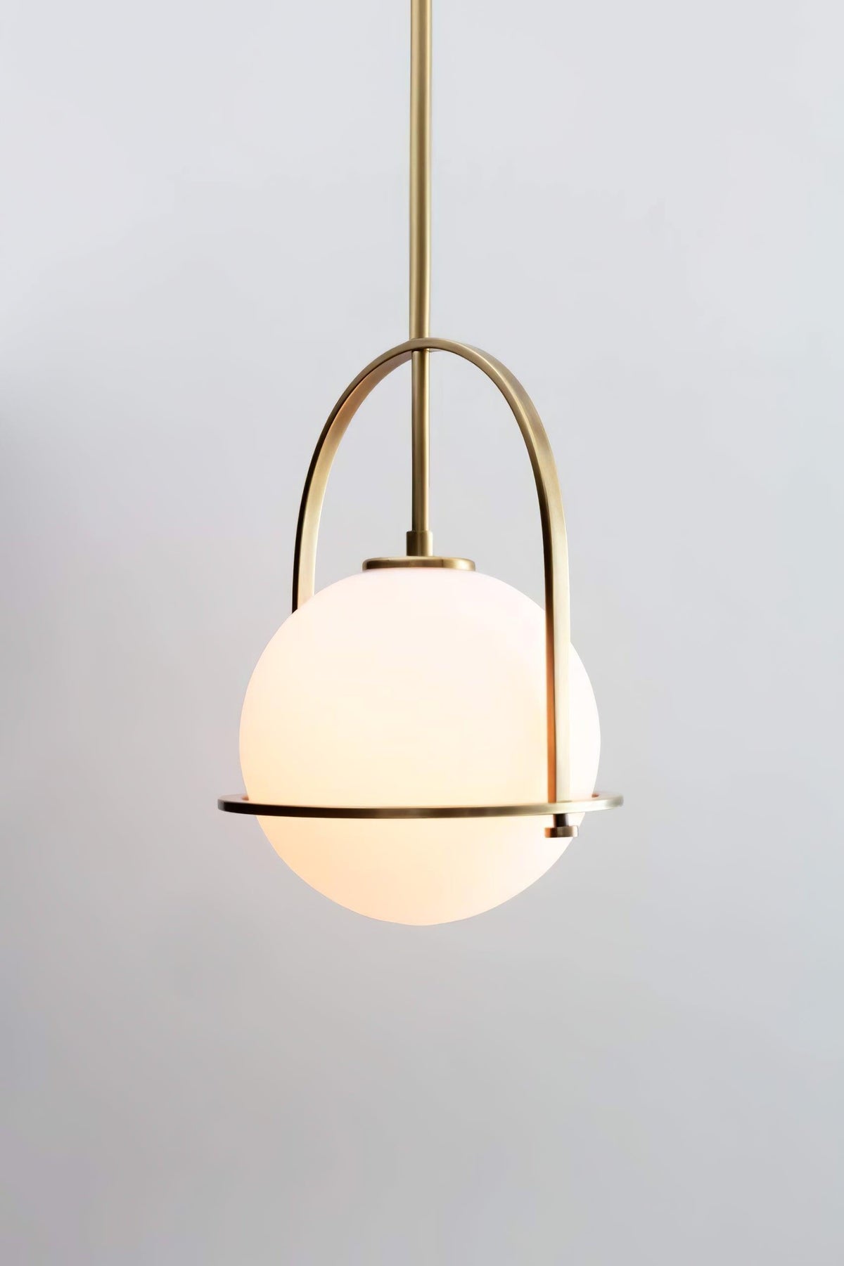 Brandonis moderne Pendelleuchte aus Glas