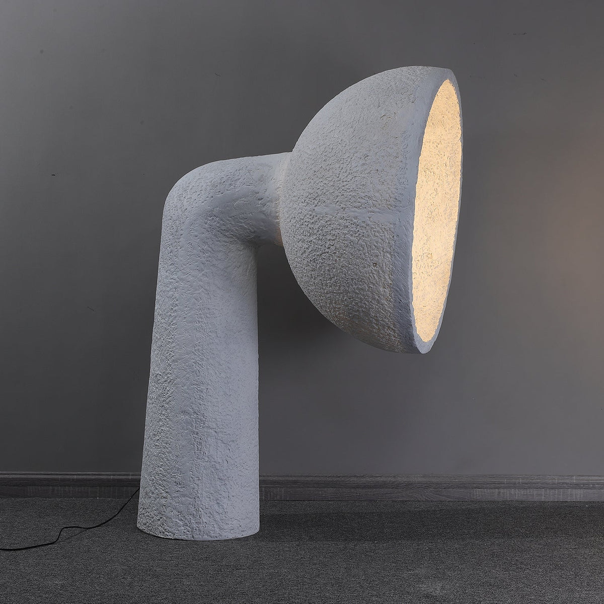 Arliris Tischleuchte aus Beton