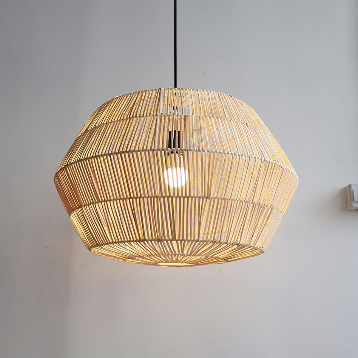 Cucarel Rattan Pendelleuchte