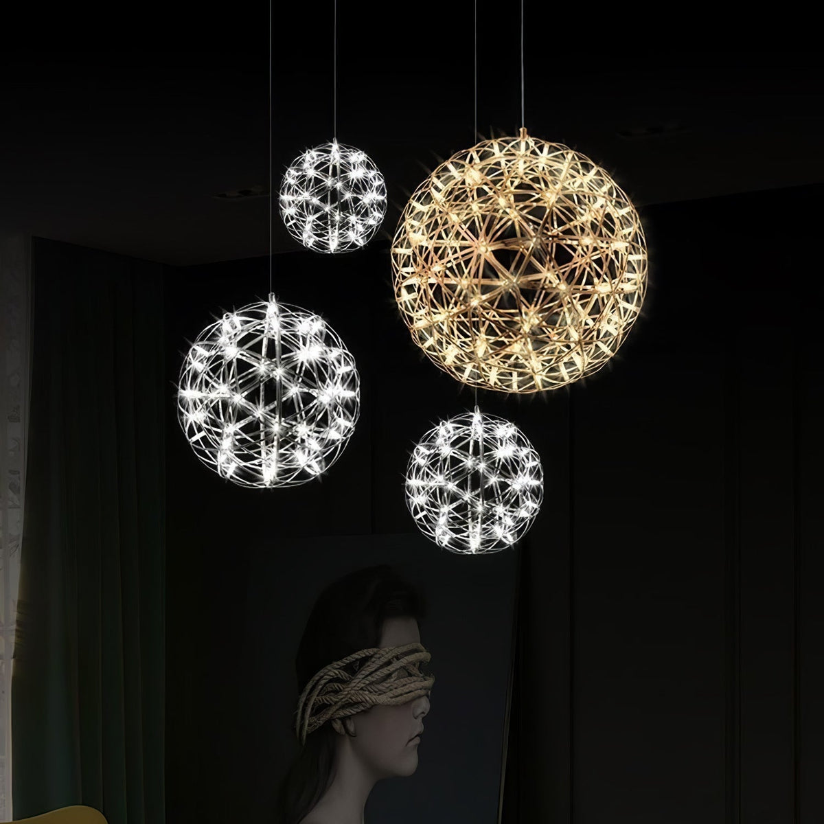 Sylvarin Gold Spark Ball Pendelleuchte