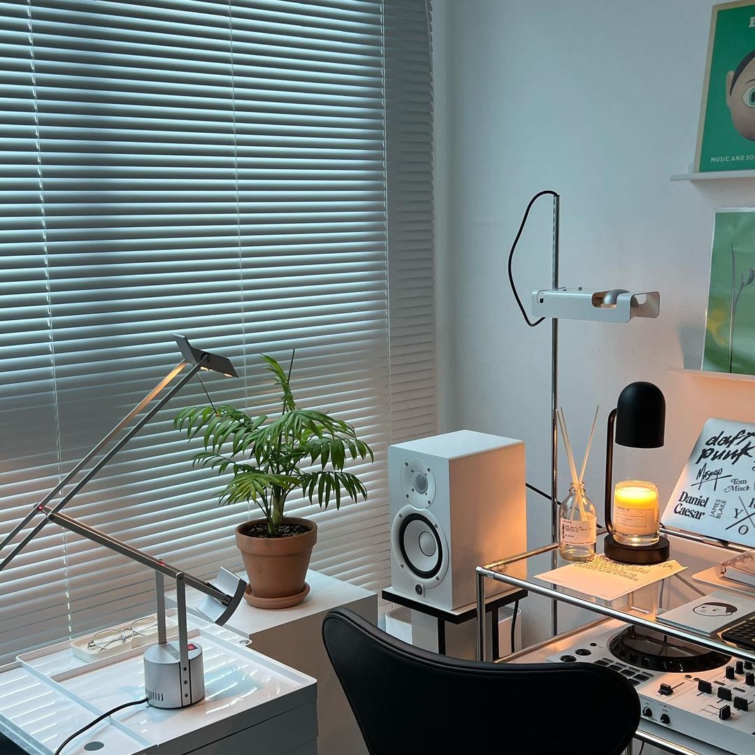 Merven Minimalistische Stehleuchte